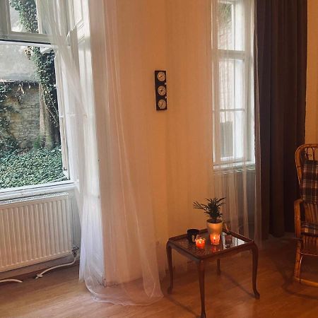 Milos Apartment Wina Bagian luar foto