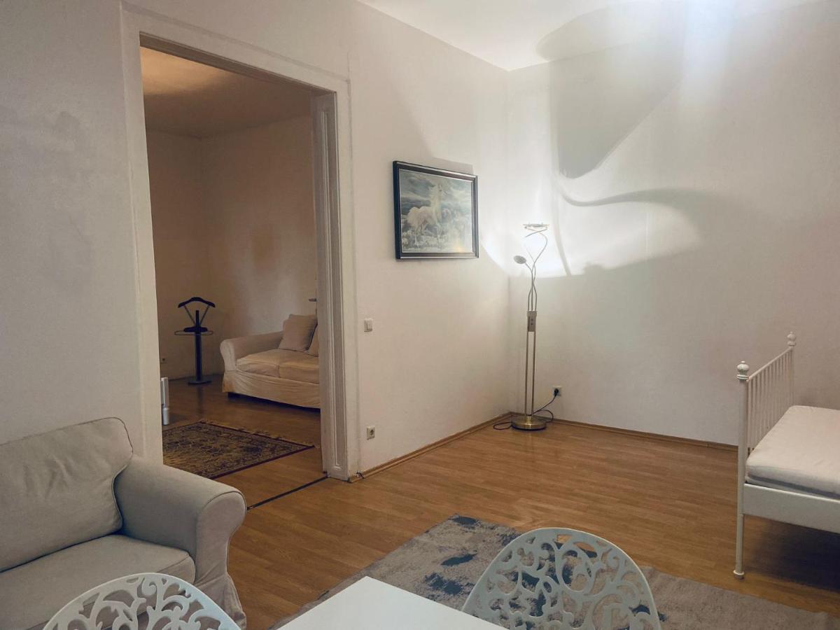Milos Apartment Wina Bagian luar foto